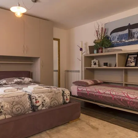بيت للعطل Luxury Cetiri Hrasta Pićan