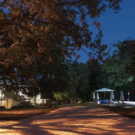 Luxury Cetiri Hrasta Dom wakacyjny Pićan