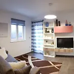 Luxury Cetiri Hrasta Pican