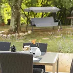 Semesterbostad Luxury Cetiri Hrasta Pićan