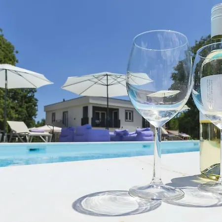 Luxury Cetiri Hrasta * Pican