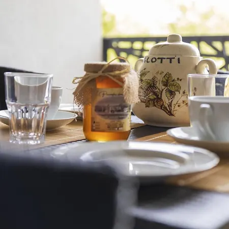 Luxury Cetiri Hrasta *