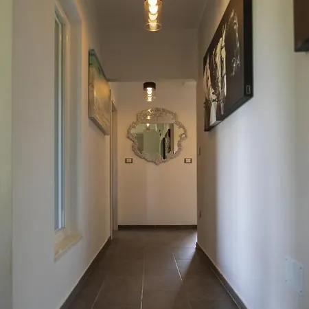 Luxury Cetiri Hrasta Holiday home *