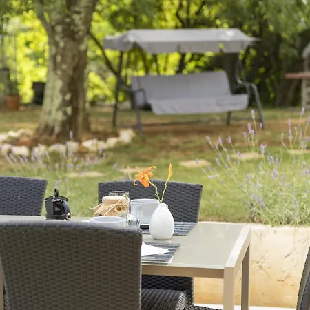 Holiday home Luxury Cetiri Hrasta Pican