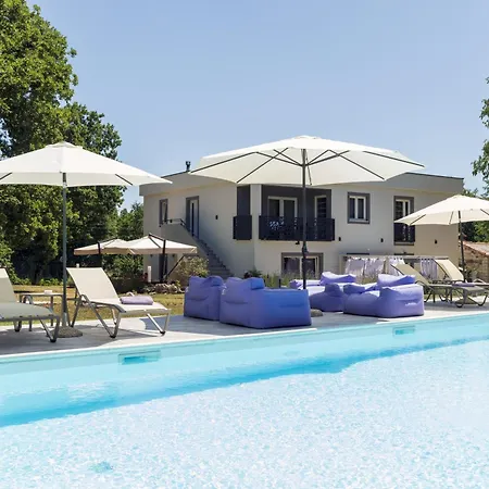 Luxury Cetiri Hrasta Holiday home *